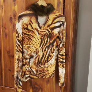 Fur neck sweater